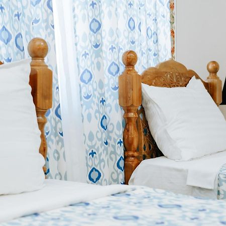 B-House Boutique With Terrace Hotel Bukhara Bagian luar foto