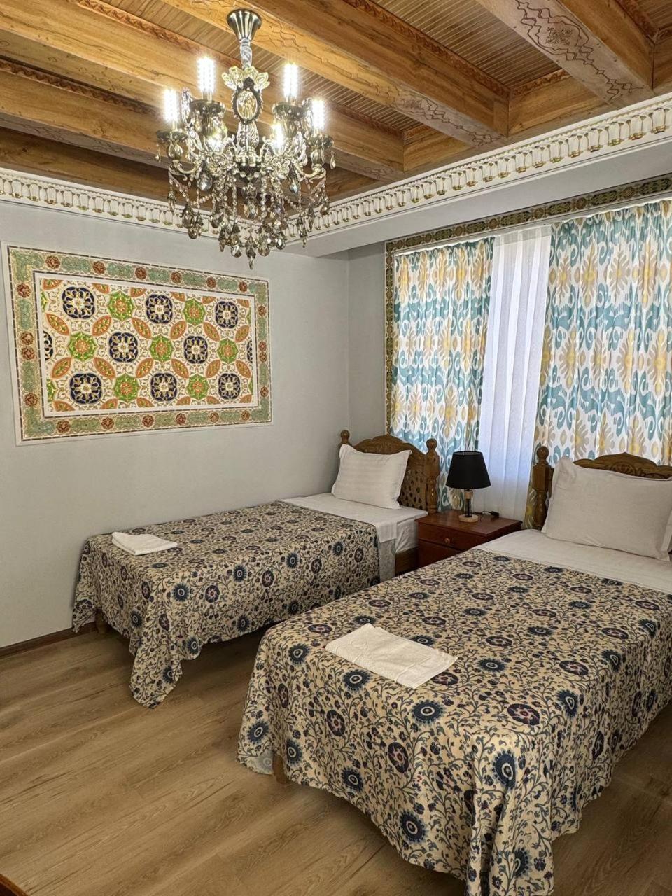 B-House Boutique With Terrace Hotel Bukhara Bagian luar foto