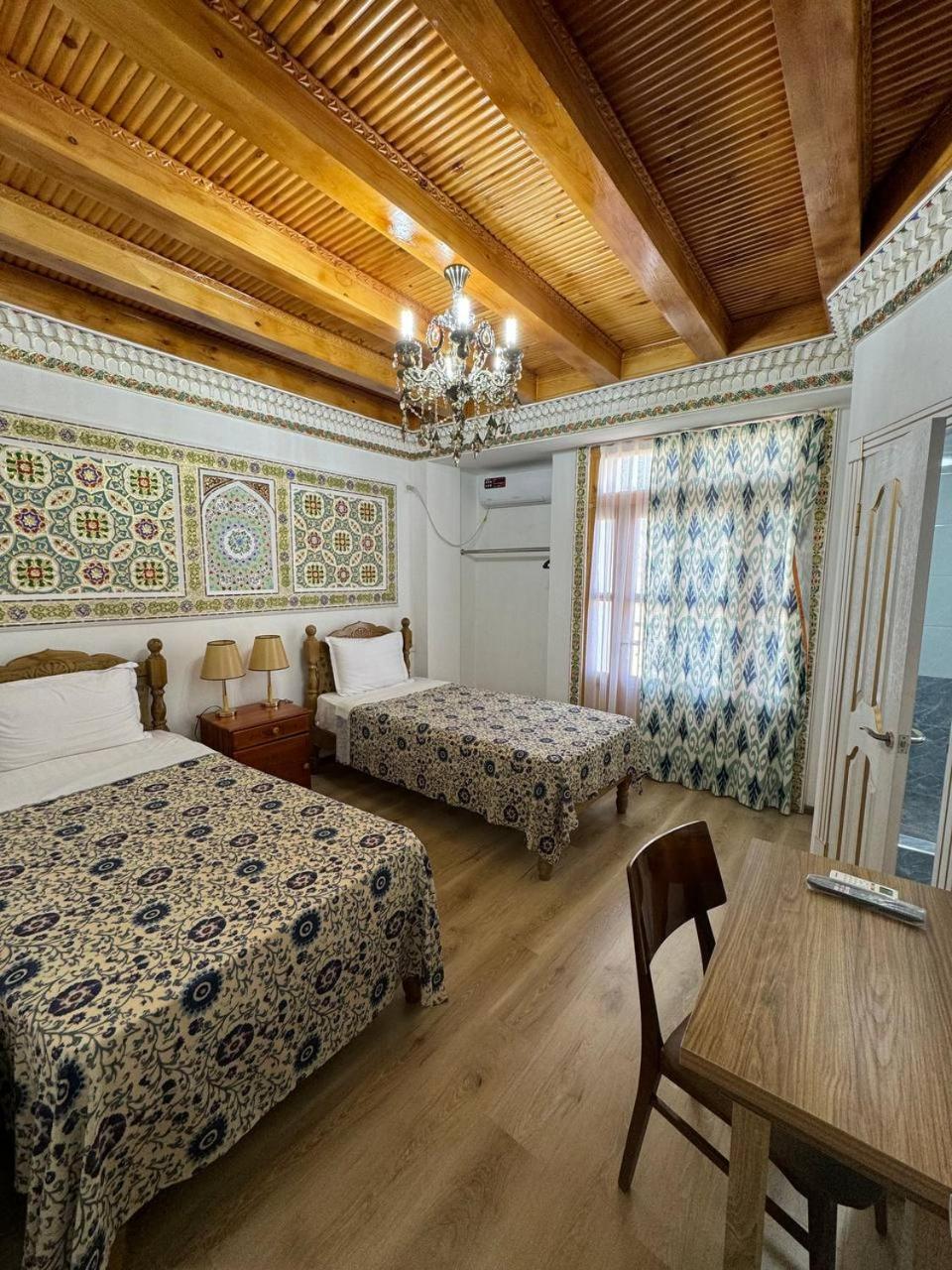 B-House Boutique With Terrace Hotel Bukhara Bagian luar foto