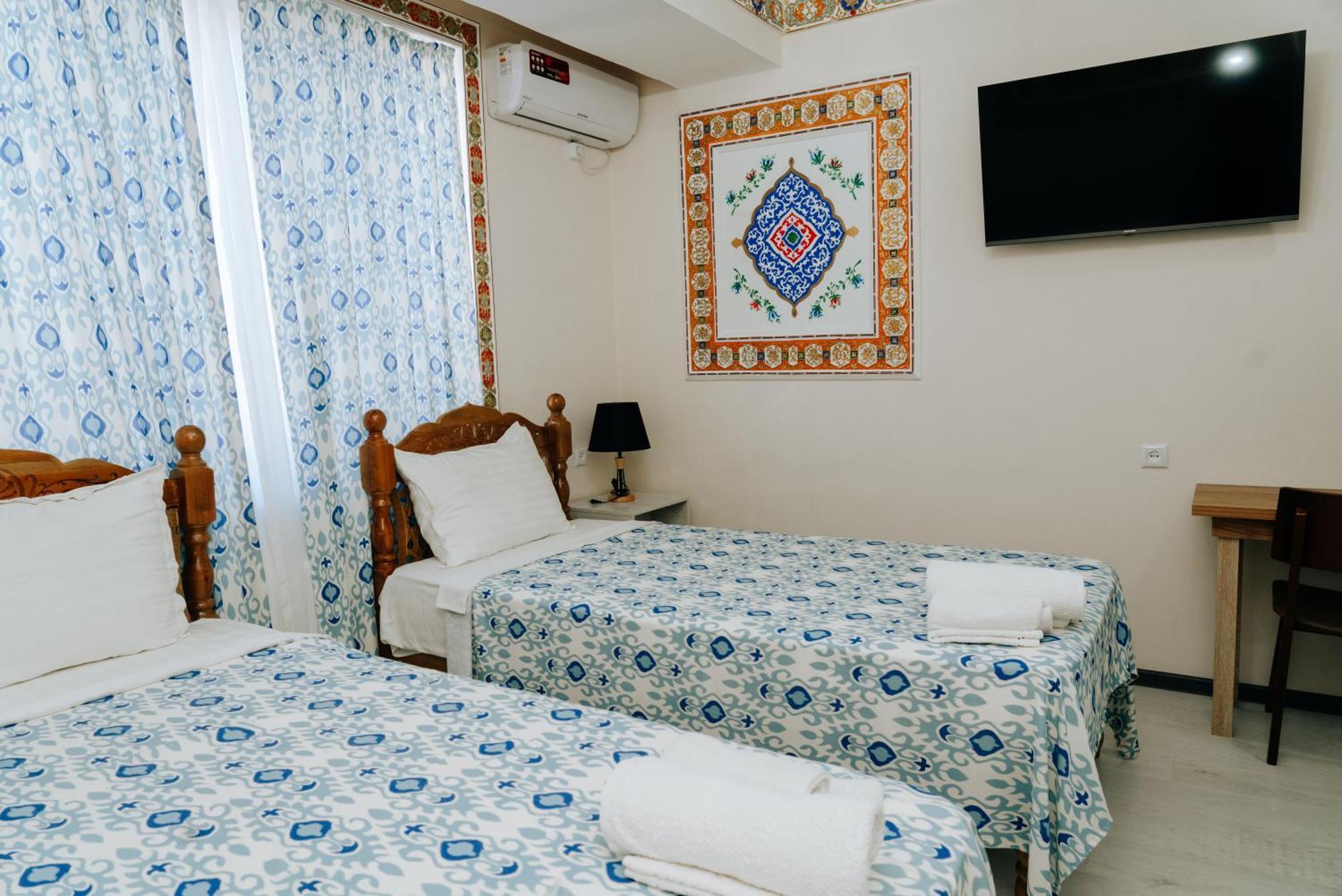 B-House Boutique With Terrace Hotel Bukhara Bagian luar foto