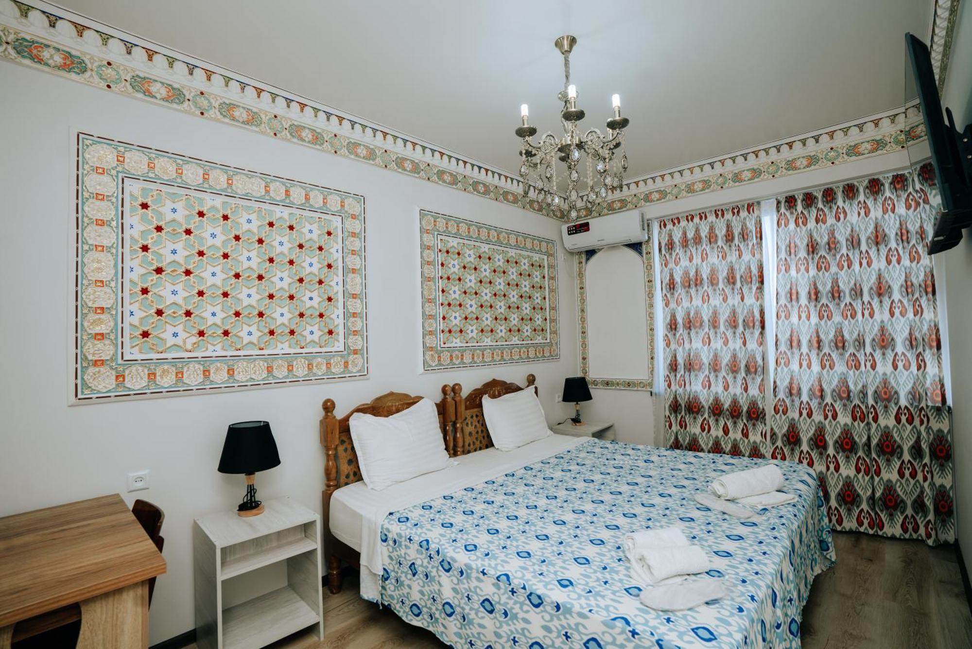 B-House Boutique With Terrace Hotel Bukhara Bagian luar foto