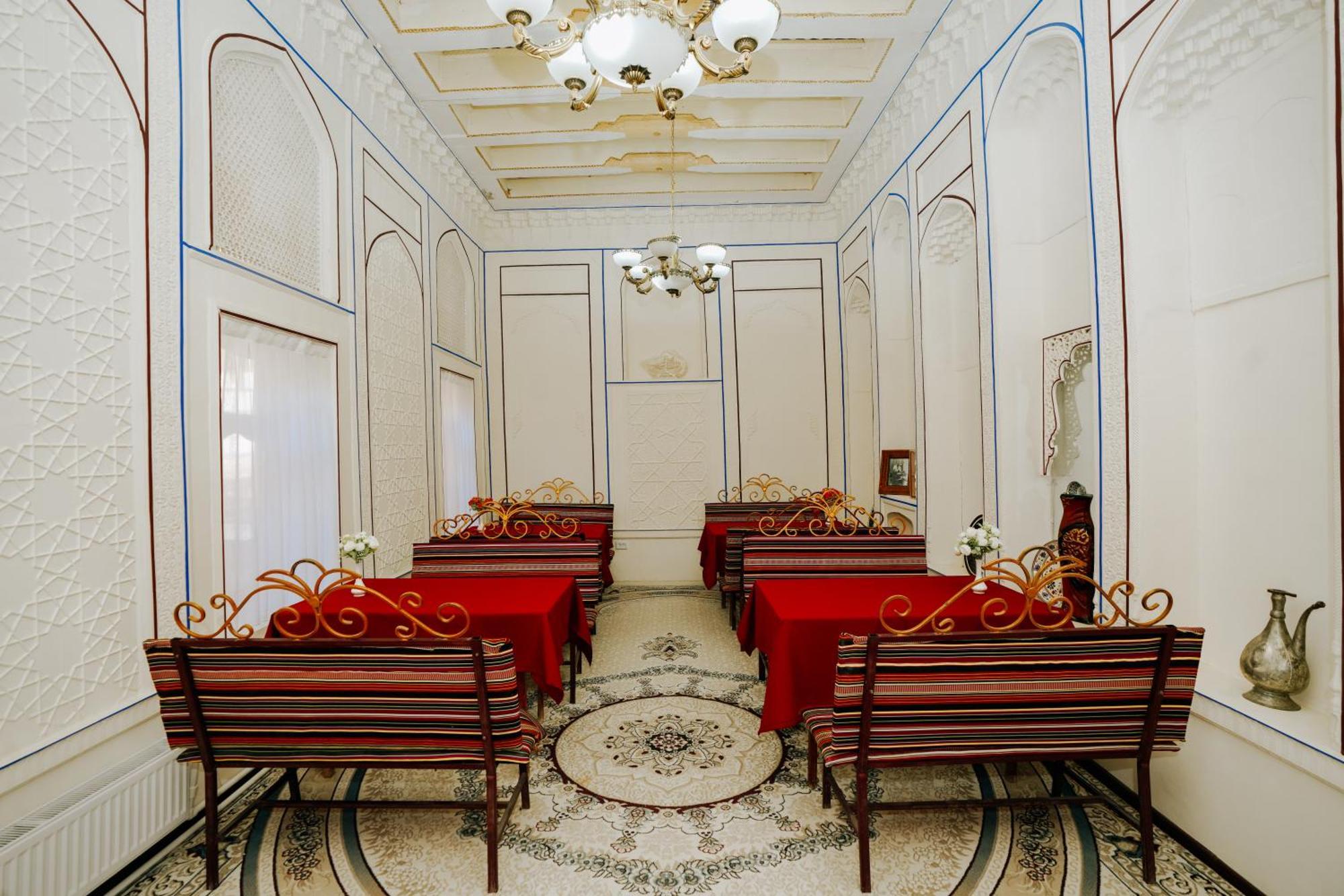 B-House Boutique With Terrace Hotel Bukhara Bagian luar foto