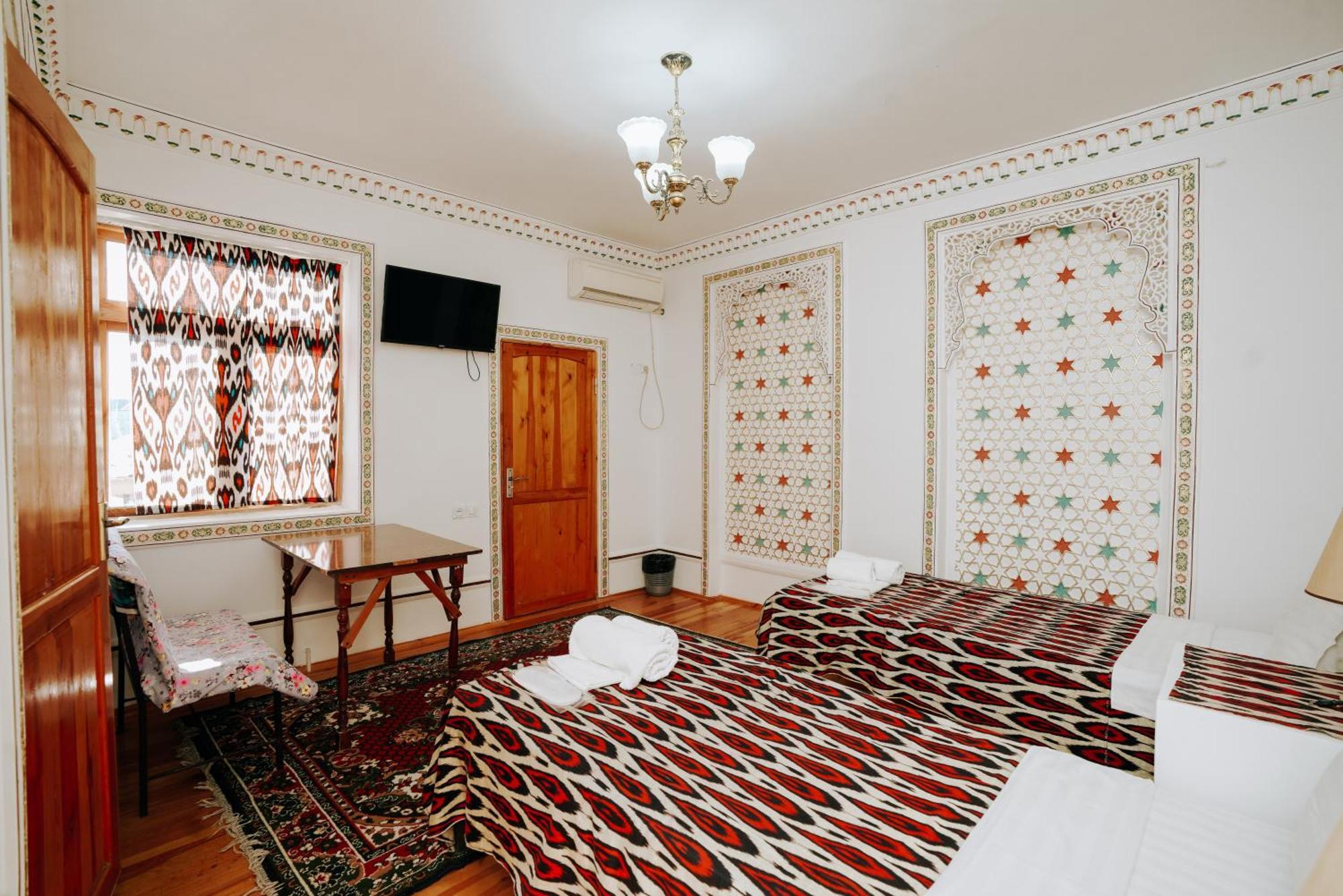 B-House Boutique With Terrace Hotel Bukhara Bagian luar foto